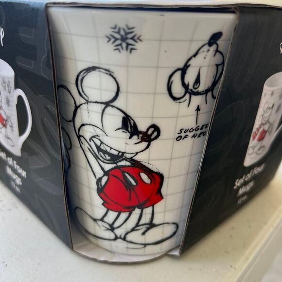 DISNEY set of 4 mugs, MICKEY HOLIDAY SKETCHBOOK . - Picture 9 of 12
